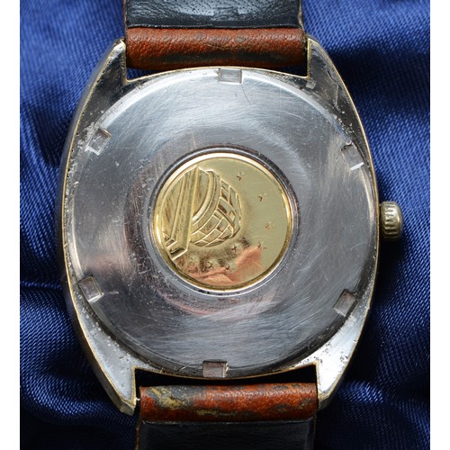 100 - Omega Constelation, automatic chronometer, date gilt metal gentleman's wristwatch, c.1966, ref 168-0... 