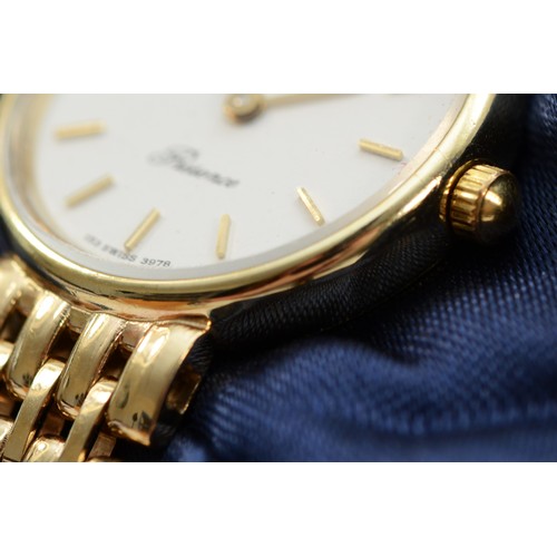 107 - Longines, Presence, a 9ct gold quartz ladies wristwatch, ref 25.189.754, white dial with baton marki... 