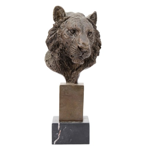 188 - A bronze sculpture of a lions head, signed 'P.J.Mene' later casting, upon a square polished marble p... 