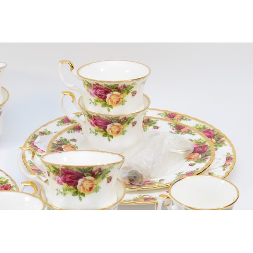 329 - An extensive Royal Albert Old Country Roses dinner service comprising of teapot, coffee pot, lidded ... 