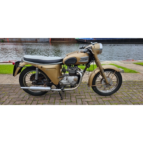 637 - 1965 Triumph 3TA, 349cc. Registration number KHH 849C. Frame number H 37536. Engine number H 37536.
... 