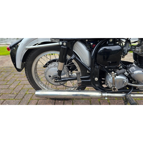 626 - 1961 Norton Dominator 99 de luxe, 596cc. Registration number 964 XWB (non transferrable), frame numb... 