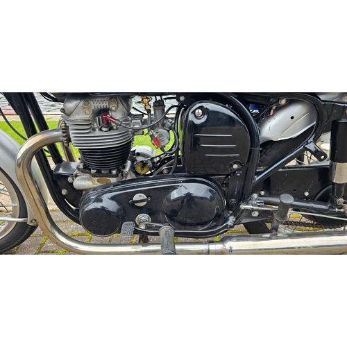 626 - 1961 Norton Dominator 99 de luxe, 596cc. Registration number 964 XWB (non transferrable), frame numb... 