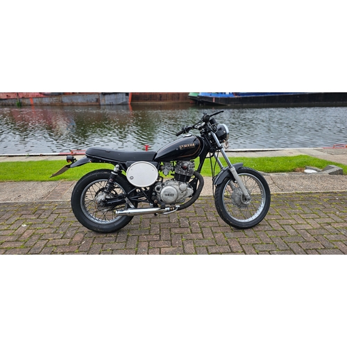 590 - 1995 Yamaha SR250, 239cc. Registration number M373 MPJ. Frame number JY43Y9500PA 031563. Engine numb... 