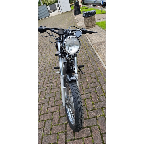 590 - 1995 Yamaha SR250, 239cc. Registration number M373 MPJ. Frame number JY43Y9500PA 031563. Engine numb... 