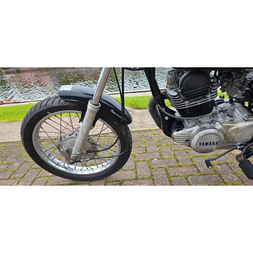 590 - 1995 Yamaha SR250, 239cc. Registration number M373 MPJ. Frame number JY43Y9500PA 031563. Engine numb... 