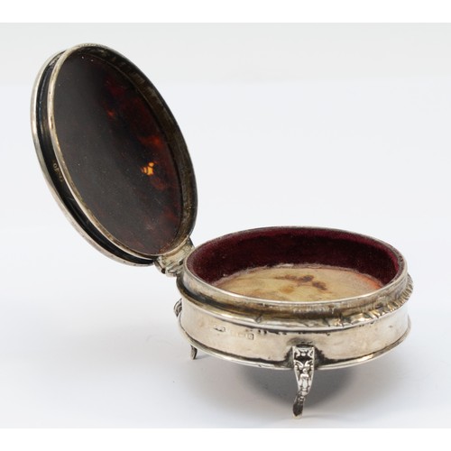 25 - A silver and tortoiseshell trinket box, Birmingham 1911, hinged cover, diameter 7cm