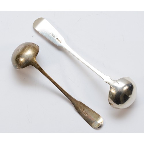 35 - A Scottish William IV silver fiddle pattern toddy ladle, Glasgow 1832 and another Edinburgh 1815, 73... 