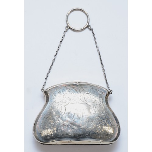 80 - A silver purse, Birmingham 1914, opening to reveal a fitted interior, 11.5 x 9cm, 95gm