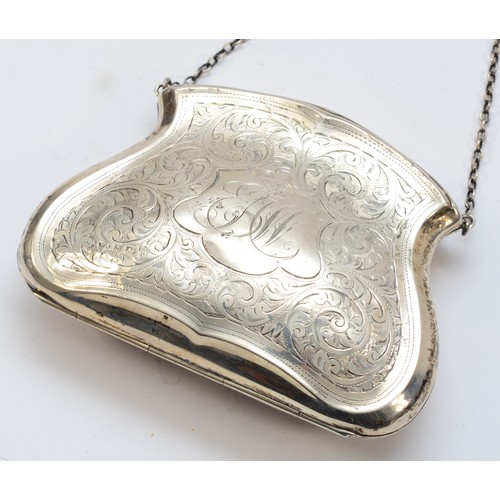 80 - A silver purse, Birmingham 1914, opening to reveal a fitted interior, 11.5 x 9cm, 95gm