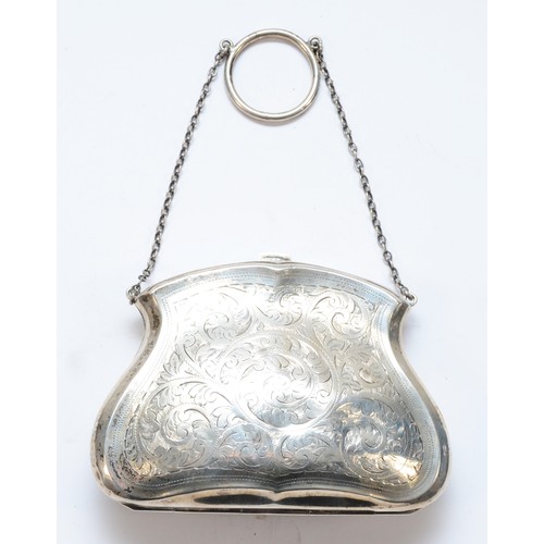 80 - A silver purse, Birmingham 1914, opening to reveal a fitted interior, 11.5 x 9cm, 95gm