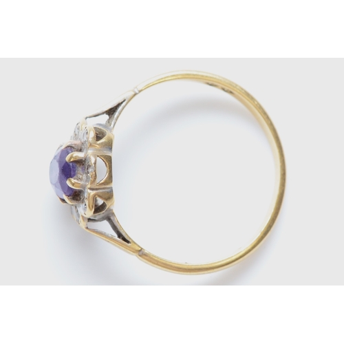 251 - A vintage 18ct gold amethyst and diamond cluster ring, N 1/2, 2.5gm