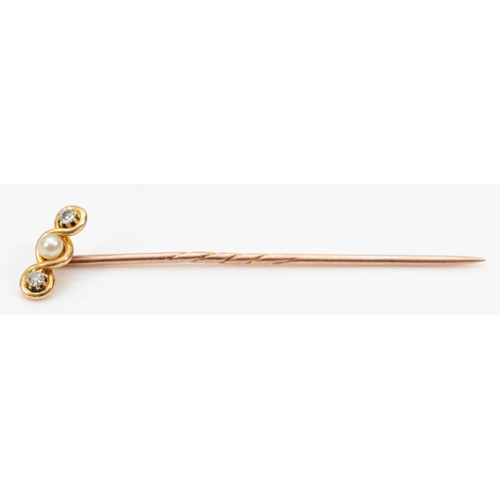 338 - A 15ct gold diamond and pearl stick pin with a 9ct gold pin, 15ct tab, 1.6g