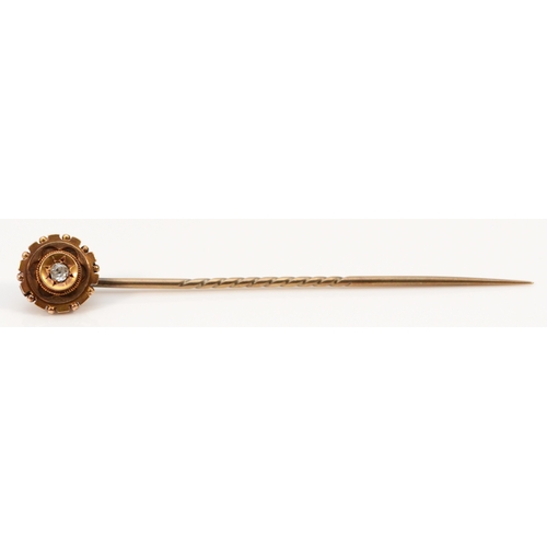 350 - A 9ct gold and old cut diamond stick pin with a 7ct gold pin, 1.9g