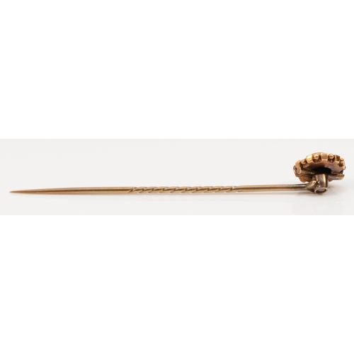 350 - A 9ct gold and old cut diamond stick pin with a 7ct gold pin, 1.9g