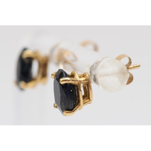 485 - A 9ct gold pair of sapphire ear studs, 1.1gm