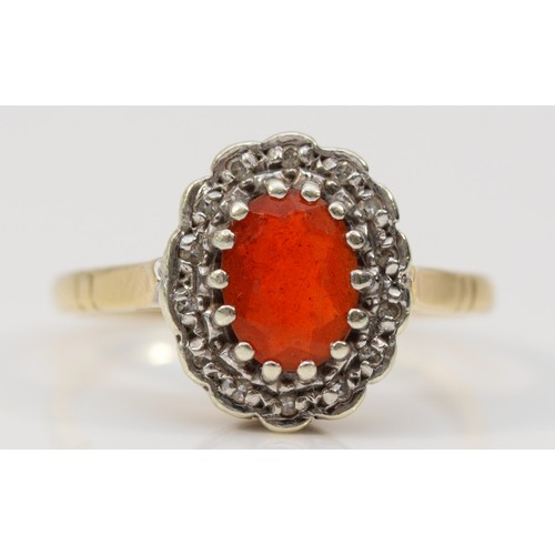 550 - A vintage 9ct gold fire opal and diamond cluster ring, O 1/2, 2.8gm