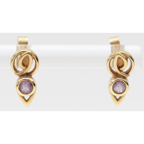 576 - A 9ct gold pair of amethyst ear studs, 1.7gm