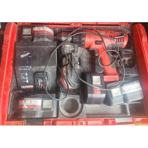 17 - A collection of power tools, to include Bosch cordless drills, Black & Decker circular saw, Red Devi... 