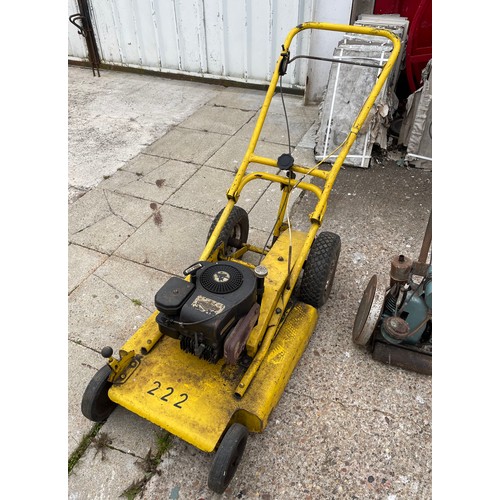 41 - A Wolseley 500 grasscutter, having Briggs & Stratton petrol driven engine.