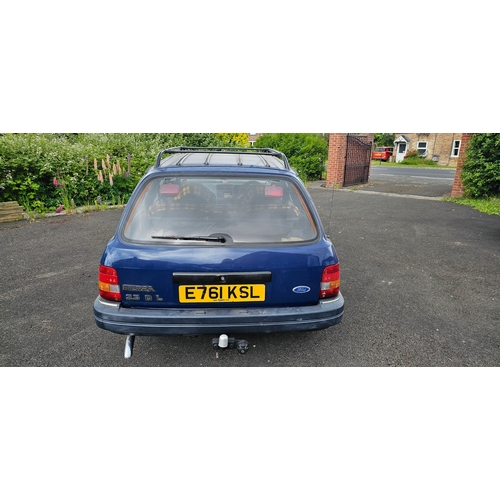 475 - 1988 Ford Sierra 2.3 diesel estate. Registration number E761 KSL. VIN number WFONXXGBBN. Engine numb... 