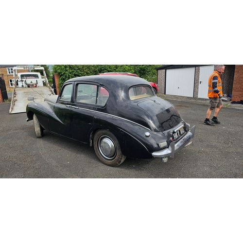 464 - 1952 Sunbeam Talbot 90, 2267cc. Registration number HKY 110. Chassis number not found. Engine number... 