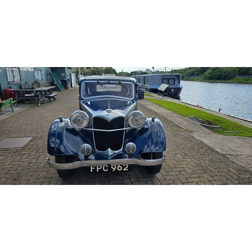 465 - 1937 Riley Kestral, 1 1/2lt. Registration number FPC 962. Chassis number 27K6499. Engine number  not... 