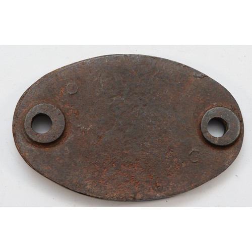 43 - Cast iron shed plate, 81A Old Oak Common (London)