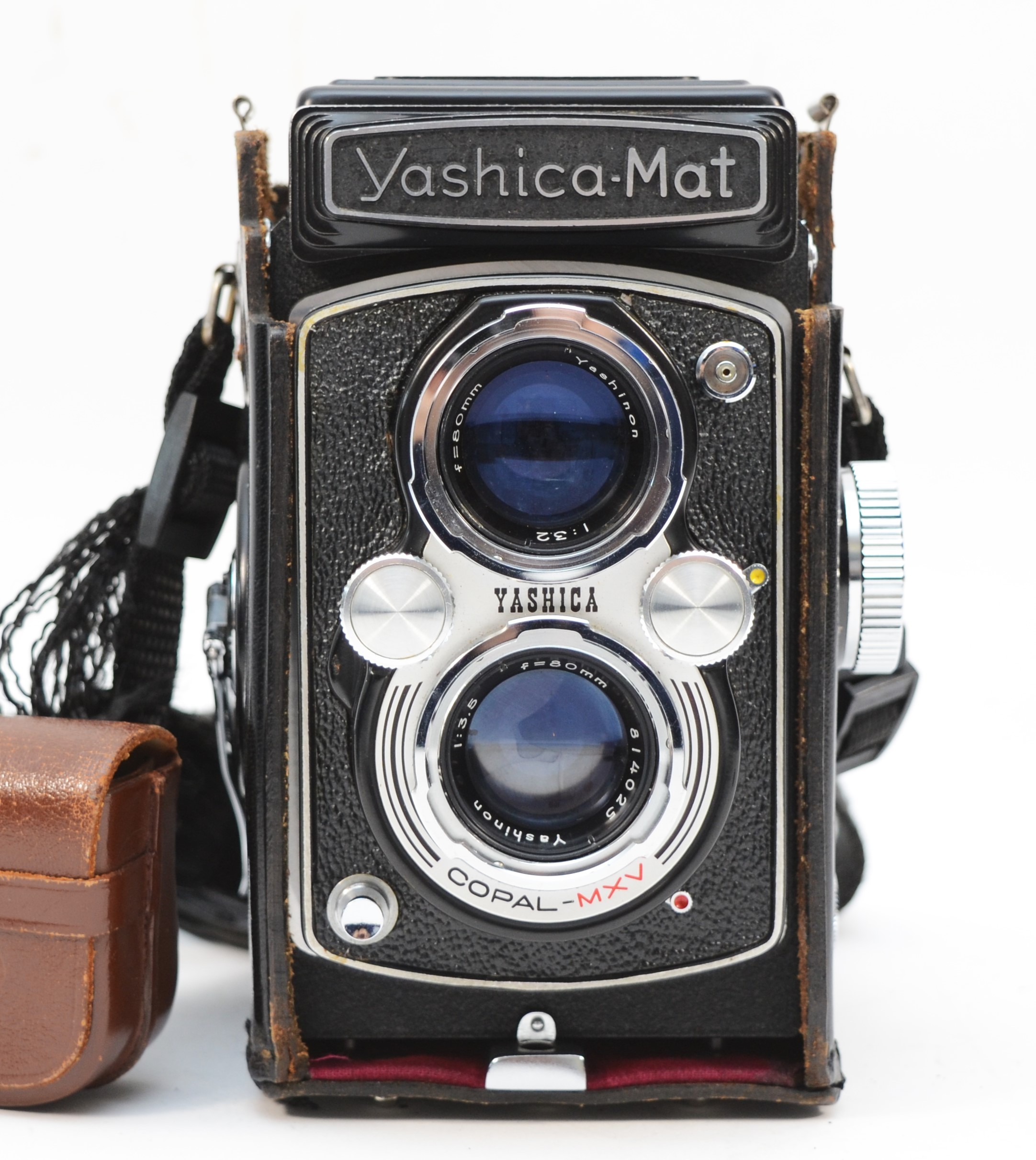 A Yashica Mat dual lens camera, serial number MT8040538, with f