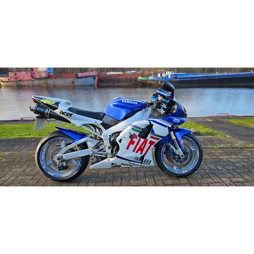 606 - 1998 Yamaha YZF-R1, 998cc. Registration number S280 ABB. Frame number JYARN0110000007496. Engine num... 