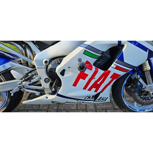 606 - 1998 Yamaha YZF-R1, 998cc. Registration number S280 ABB. Frame number JYARN0110000007496. Engine num... 