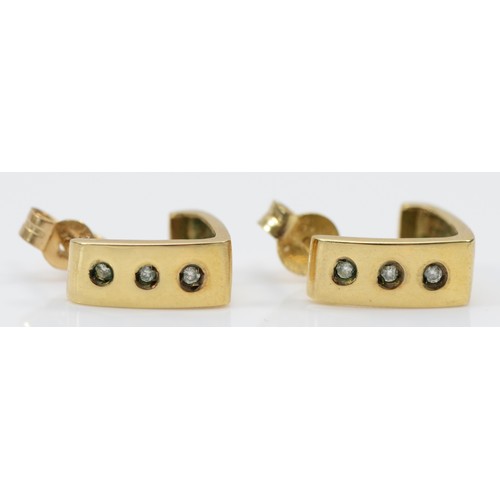 75 - A pair of 9ct gold diamond cuff stud earrings, 1.3g