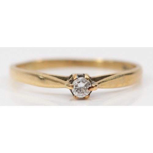 94 - A 9ct gold diamond solitaire ring, N, 1.2g