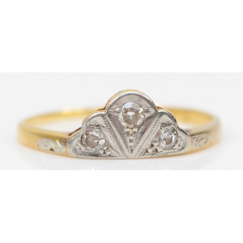 95 - A 9ct gold diamond art deco ring, F, 1.2g