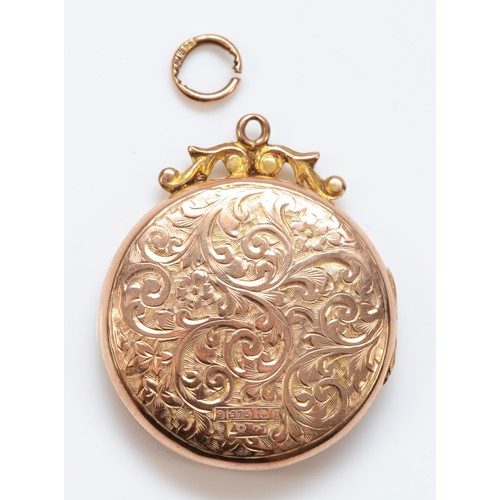 162 - An antique 9ct rose gold circular locket, Birmingham 1912, diameter 25mm, later chain, 4.3gm