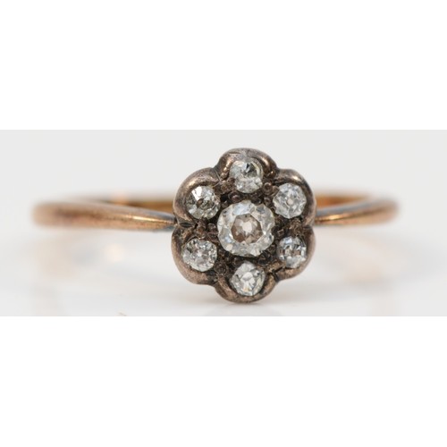 271 - An Edwardian 18ct gold an old cut diamond cluster ring, diameter 7mm, J 1/2, 1.6gm