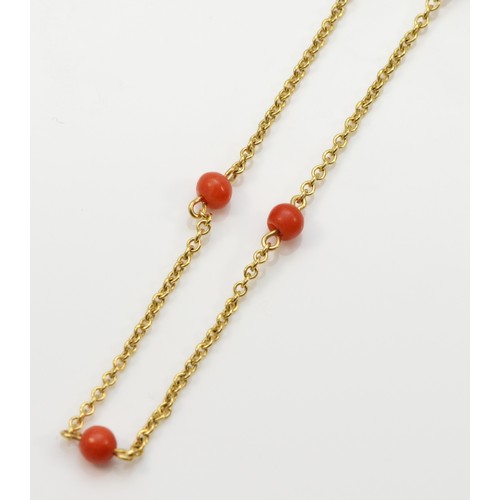 278 - A 9ct gold and 3mm 42cm, 2.5gmcoral bead necklace,