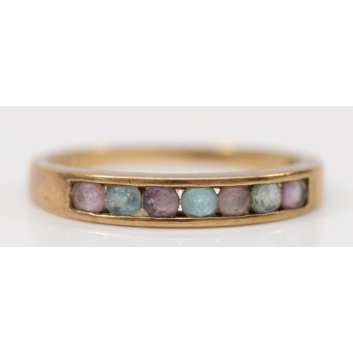 328 - A 9ct gold amethyst and blue topaz half eternity ring, channel set, O, 1.5g