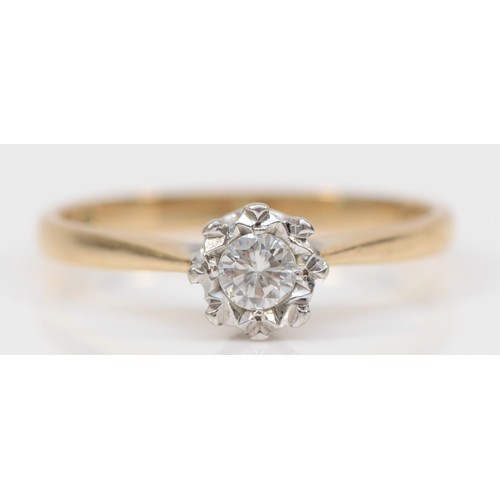 335 - A 9ct gold vintage diamond solitaire ring, J 1/2, 1.3g