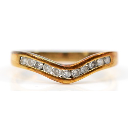 347 - A 9ct gold diamond chevron ring, M 1/2, 1.3g