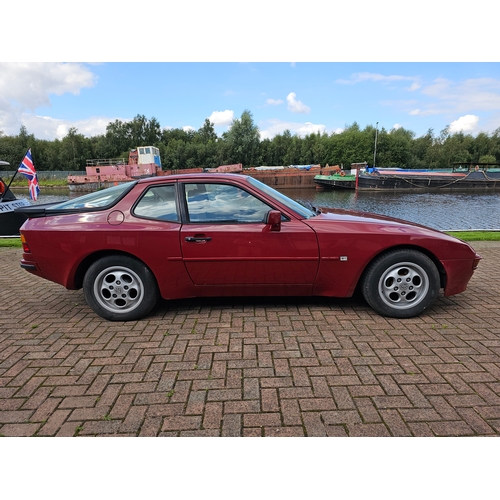 470 - 1987 Porsche 944S, 2479cc. Registration number D221 ELE. Chassis number WPOZZZ94ZHN400486. Engine nu... 