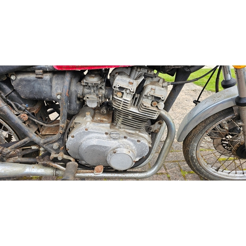 600 - 1981 Suzuki GS250X, 249cc. Registration number BGF 694X. Frame number GS25X 714017. Engine number GS... 