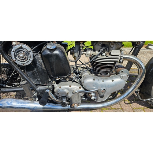 627 - 1954 Norton Model 7 Dominator 88, 497cc. Registration number XAS 263 (non transferrable). Frame numb... 