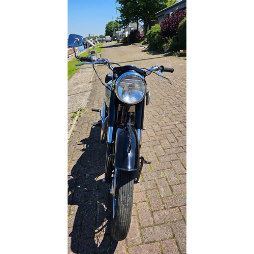 630 - 1952 Norton Model 7 Dominator 88, 497cc. Registration number TXS 494 (non transferrable). Frame numb... 