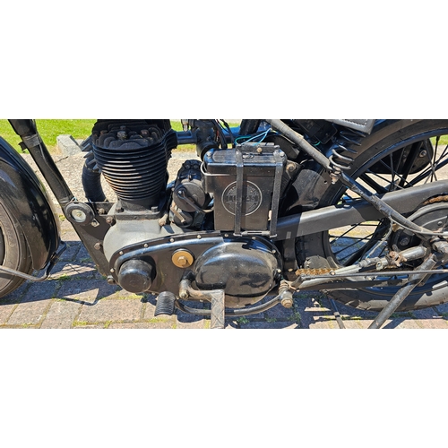 633 - 1952 BSA M21, 600cc. Registration number NGW 171. Frame number several number 5635?. Engine number B... 