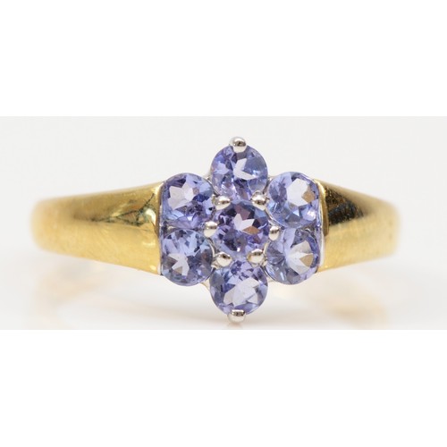 14 - A 9ct gold tanzanite floral cluster ring, claw set, O, 1.7g