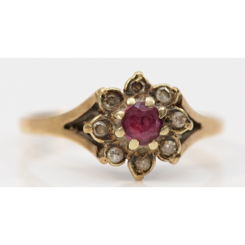 15 - A 9ct gold vintage ruby and diamond cluster ring, N, 2.1g