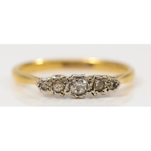 94 - An 18ct gold diamond set five stone eternity ring, O, 2.3g