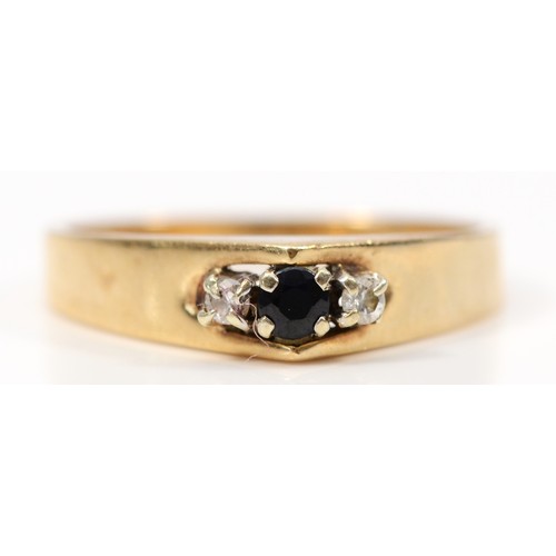 337 - A 9ct gold sapphire and diamond three stone ring, O, 2.4g