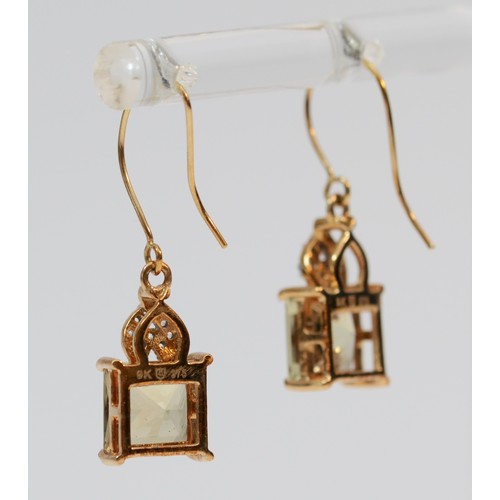 346 - A pair of 9ct gold green and white gemstone drop earrings with French hooks, 2.6g